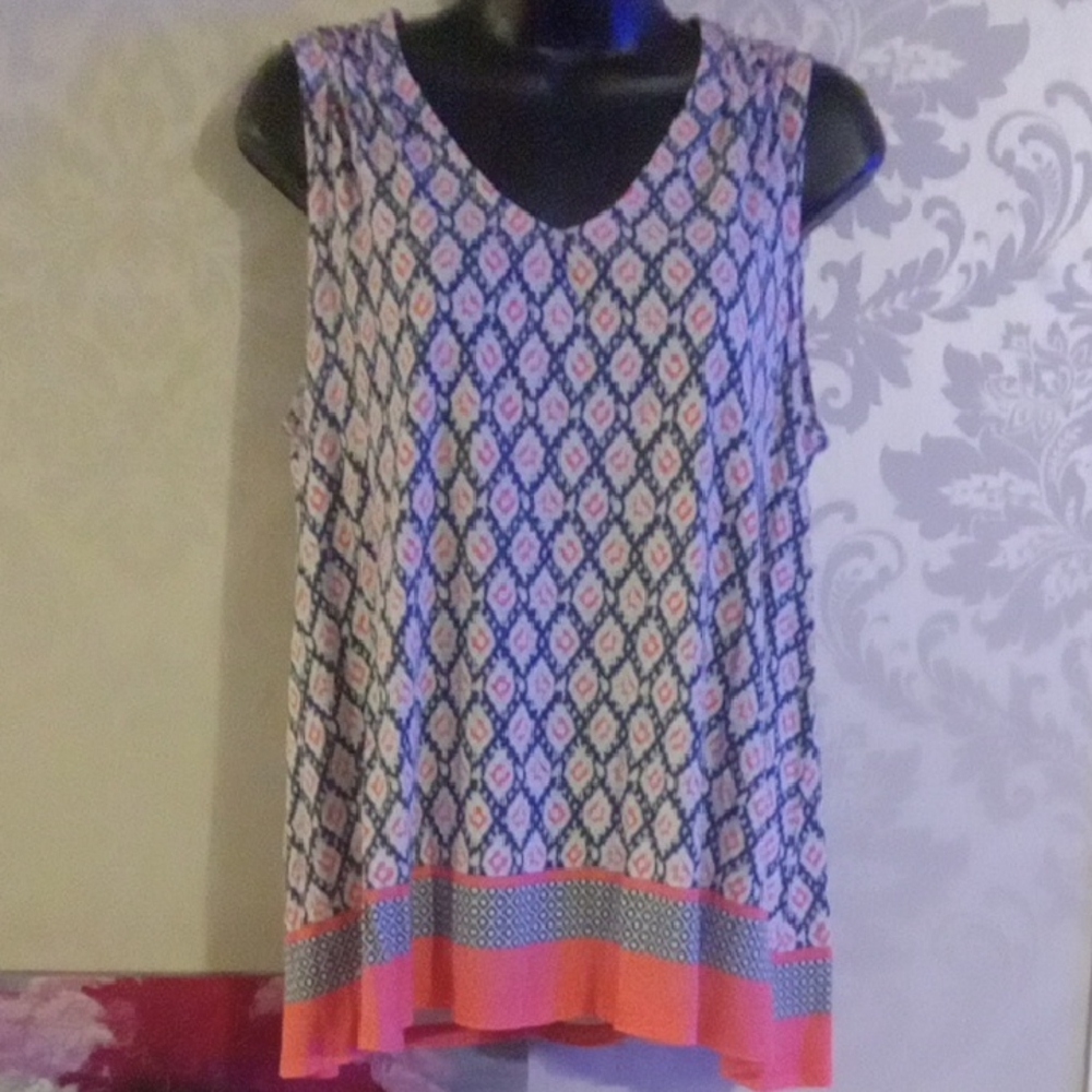 Liz Claiborne Geometric Tank Top with Orange Trim